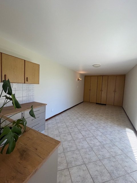 4 Bedroom Property for Sale in Menkenkop Western Cape